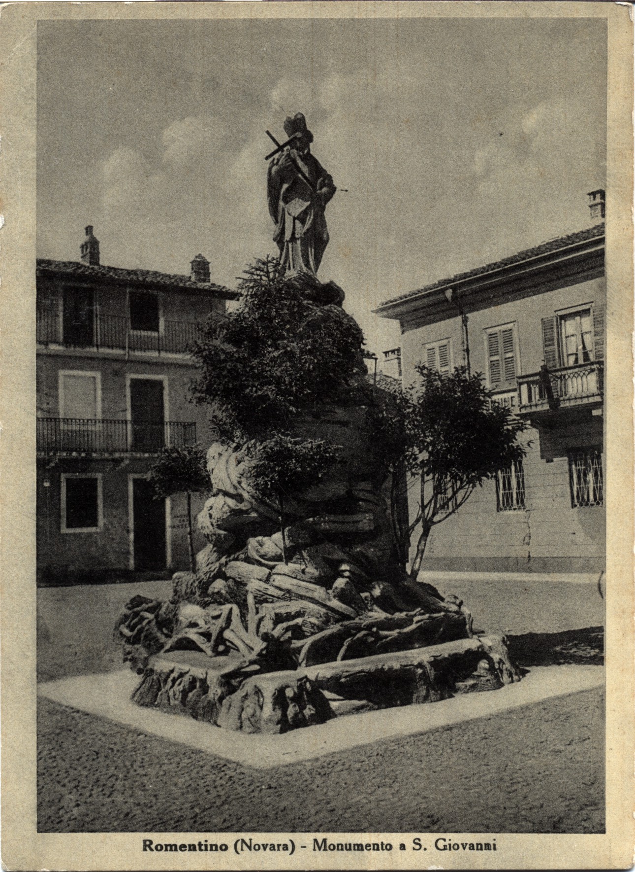 37 Monumento a S_Giovanni